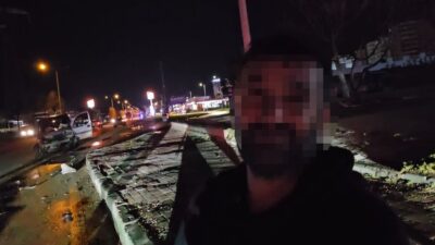 Bursa'nın Nilüfer ilçesinde kontrolden çıkarak bariyerlere çarpan otomobilin sürücüsü, yapılan