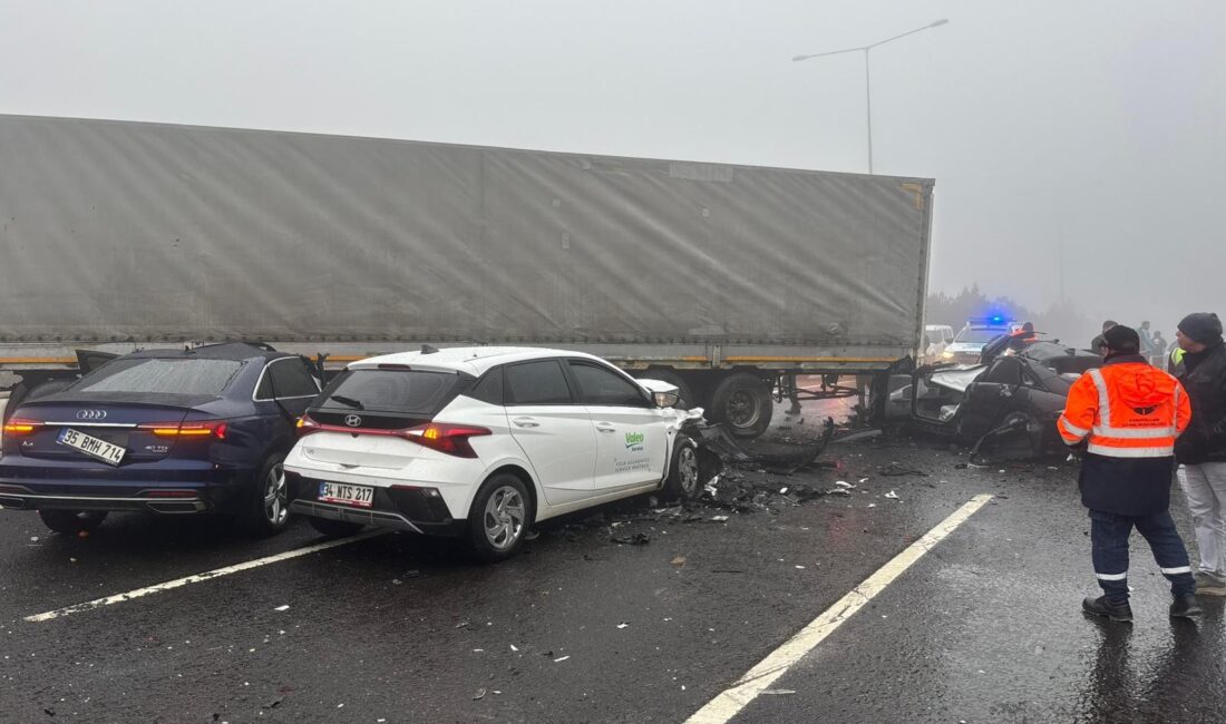 Gaziantep'te etkili olan yoğun sis ve yağış, otoyolda faciayı beraberinde