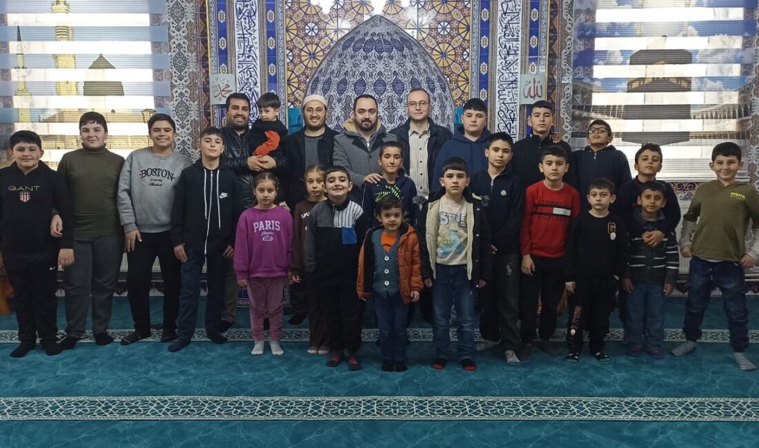 Afyonkarahisar Emirdağ Müftülüğü Gençlik Koordinatörlüğü, yarıyıl tatilini değerlendirmek isteyen öğrenciler