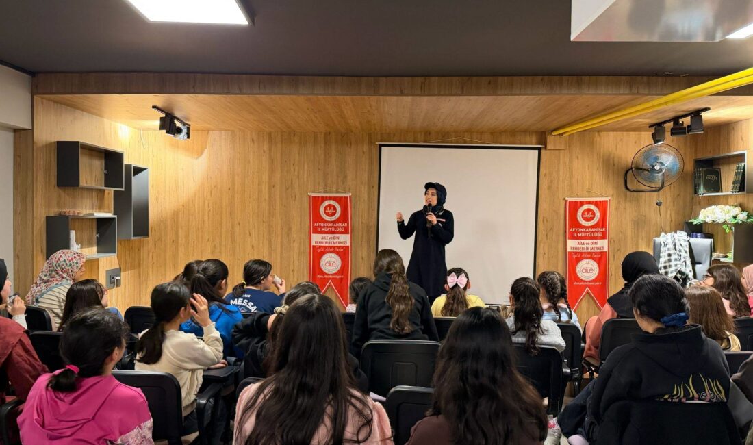 Afyonkarahisar İl Müftülüğü koordinesinde, Gençlik Koordinatörlüğü tarafından yarıyıl tatilindeki öğrencilere