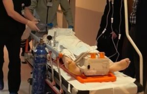 Bursa’nın İnegöl ilçesinde bir tekstil fabrikasında temizlik yaptığı sırada dengesini