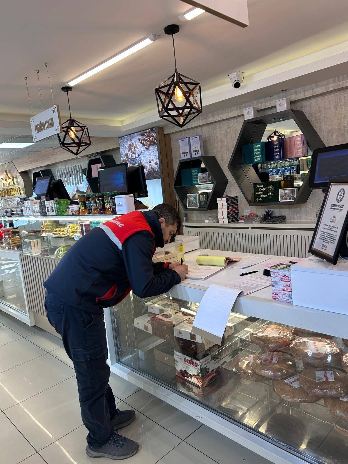 Afyonkarahisar’ın Bolvadin ve Dazkırı ilçelerinde, halk sağlığının korunması ve güvenilir