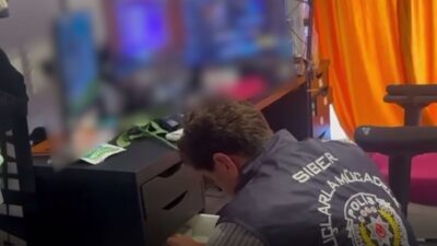 Afyonkarahisar İl Emniyet Müdürlüğü ekipleri, bilişim sistemleri kullanılarak gerçekleştirilen nitelikli