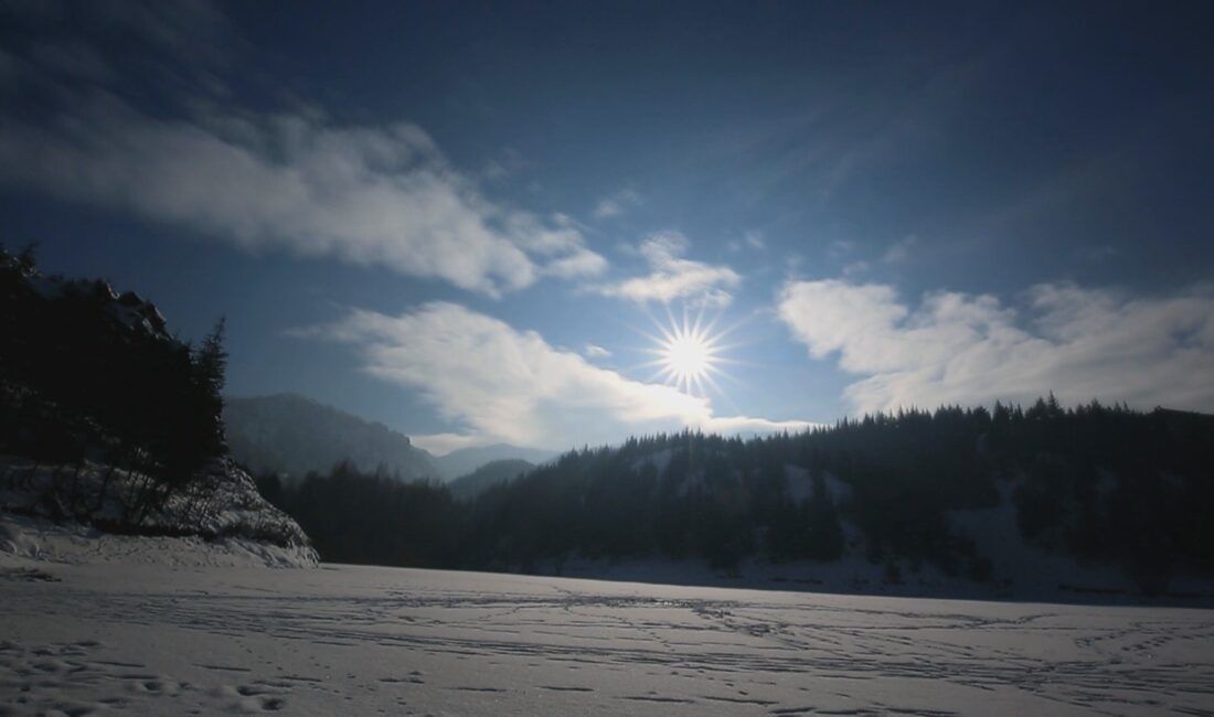 AFYONKARAHİSAR’DA YAĞAN KAR YAĞIŞI SONRASI ORTAYA ÇIKAN KIŞ MANZARASI DRON