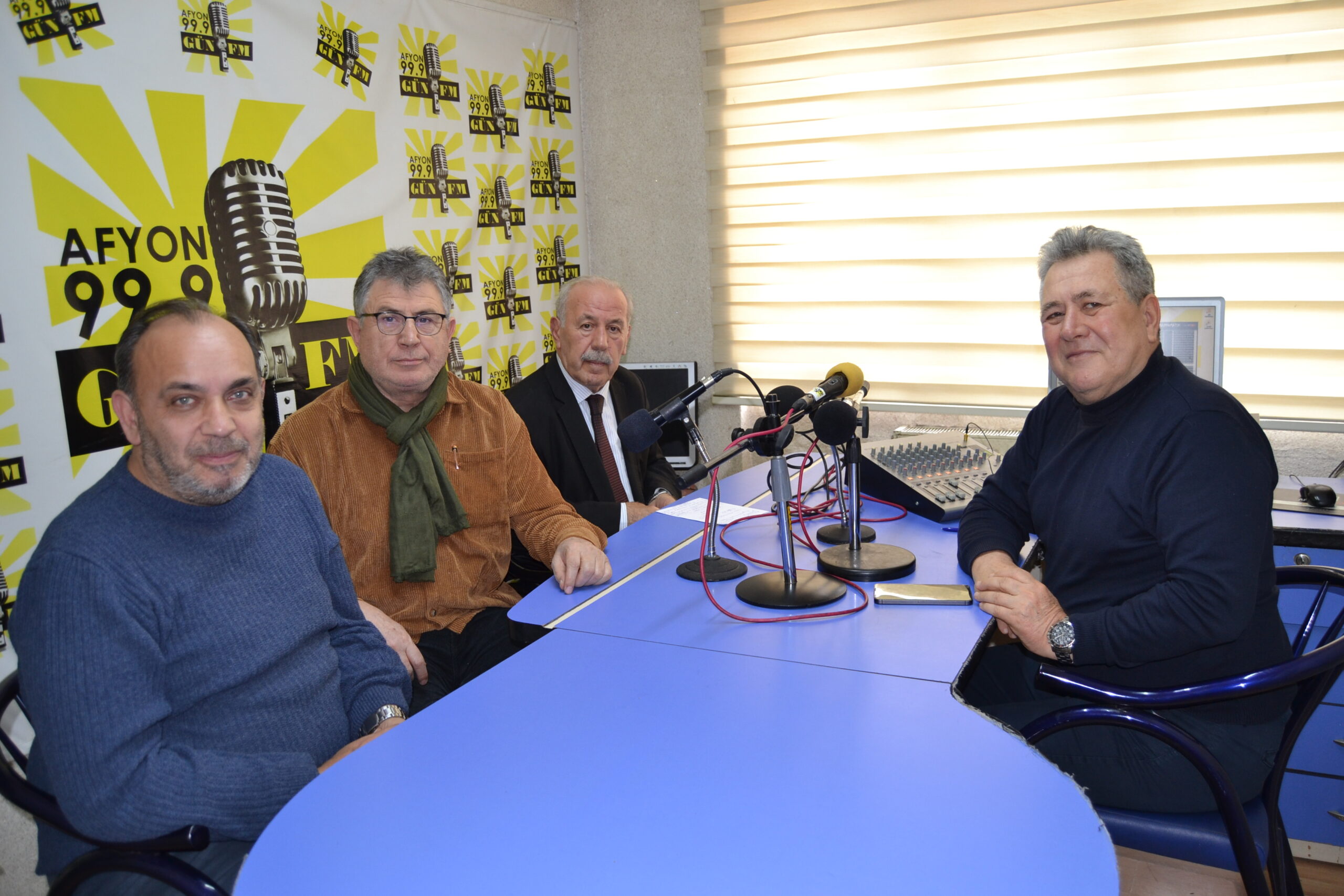 Gün FM’de yayınlanan Basın Odası programında Nusaybin-Kamışlı sınır hattında şanlı