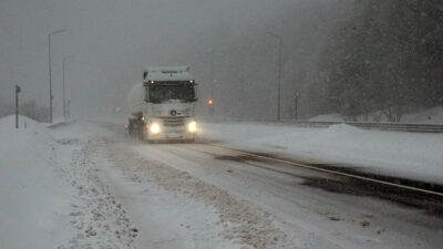 Ankara ile İstanbul arasında önemli geçiş güzergahlarından D-100 kara yolunun