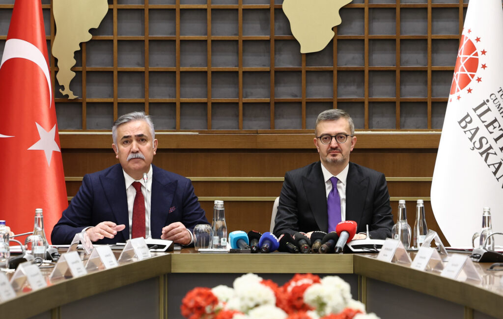 Basın İlan Kurumu (BİK) ve Kredi Garanti Fonu (KGF), Cumhurbaşkanlığı