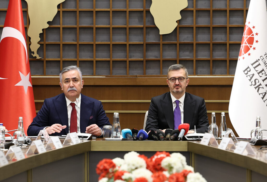 Basın İlan Kurumu (BİK) ve Kredi Garanti Fonu (KGF), Cumhurbaşkanlığı