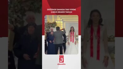 Amasya’da bir düğünde damada takı yerine çubuk kraker takıldı. 📶https://kanal3.com.tr/