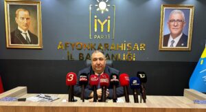 İYİ Parti Afyonkarahisar İl Başkanlığı tarafından haftalık basın toplantısı gerçekleştirildi.