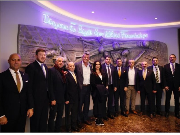 Ziyaret sonrası açıklamada bulunan Uysal, Sadettin Saran’a misafirperverliği dolayısıyla teşekkür