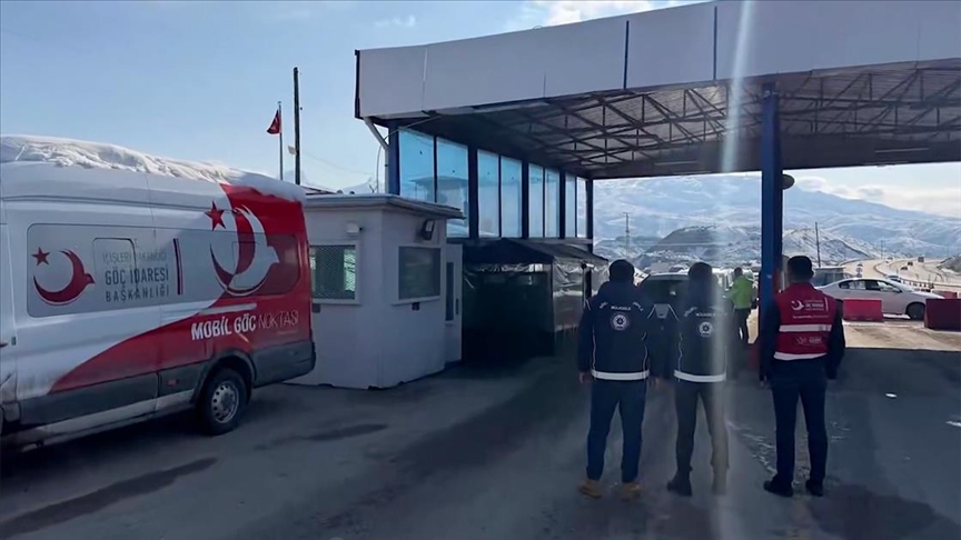 İçişleri Bakanı Ali Yerlikaya, 19 göçmen kaçakçılığı organizatörü ile 478