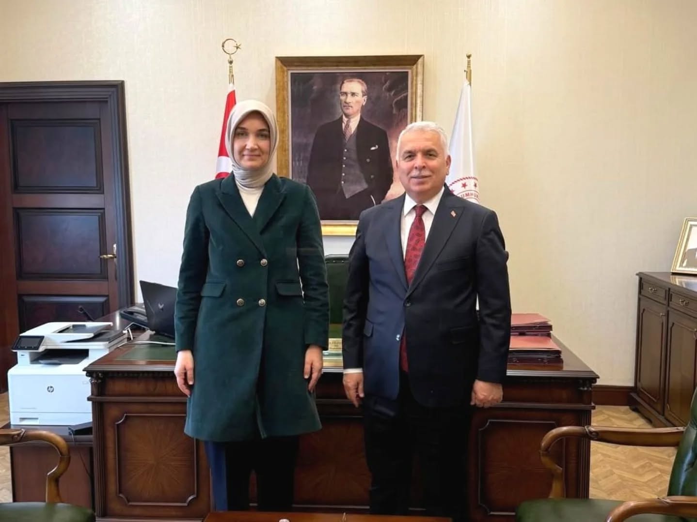 Vali Doç. Dr. Kübra Güran Yiğitbaşı, 2016-2017 yılları arasında Afyonkarahisar