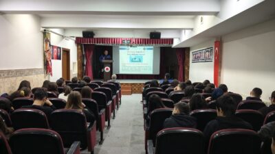 Afyonkarahisar İl Emniyet Müdürlüğü ekipleri, gençlerin güvenli, bilinçli ve sorumluluk