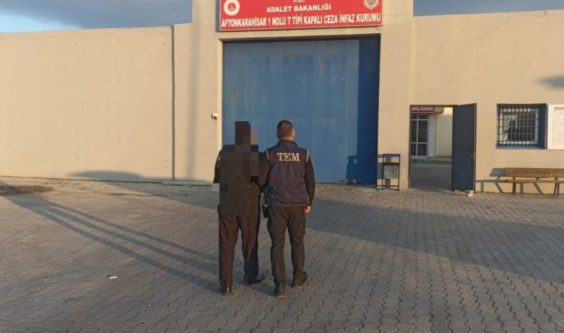 Afyonkarahisar İl Emniyet Müdürlüğü ekipleri tarafından aranan şahıslara yönelik sürdürülen