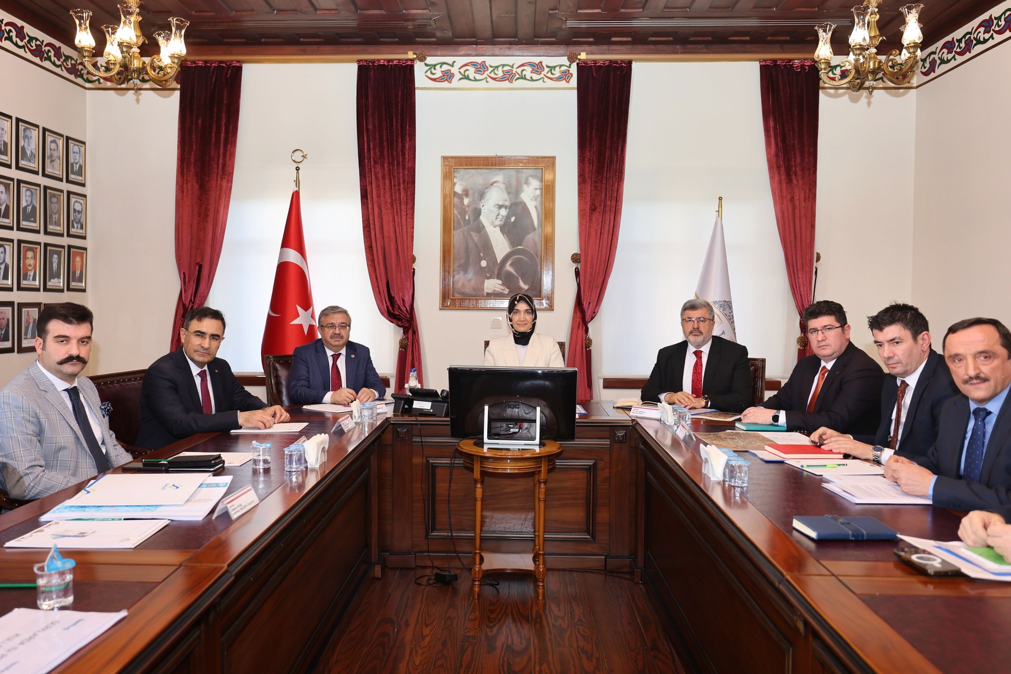 Afyonkarahisar Valisi Doç. Dr. Kübra Güran Yiğitbaşı başkanlığında düzenlenen geniş