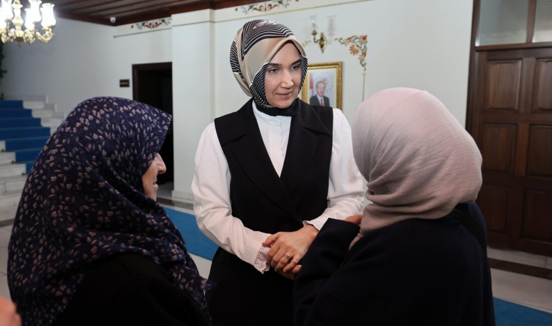 Afyonkarahisar Valisi Doç. Dr. Kübra Güran Yiğitbaşı, yurt dışında yaşayan