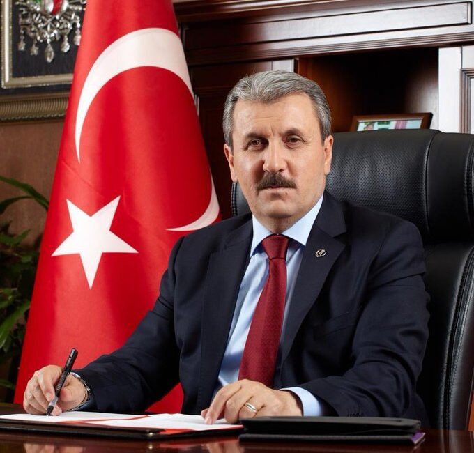 Büyük Birlik Partisi (Bbp) Genel Başkanı Mustafa Destici, Türkiye’de toplumsal