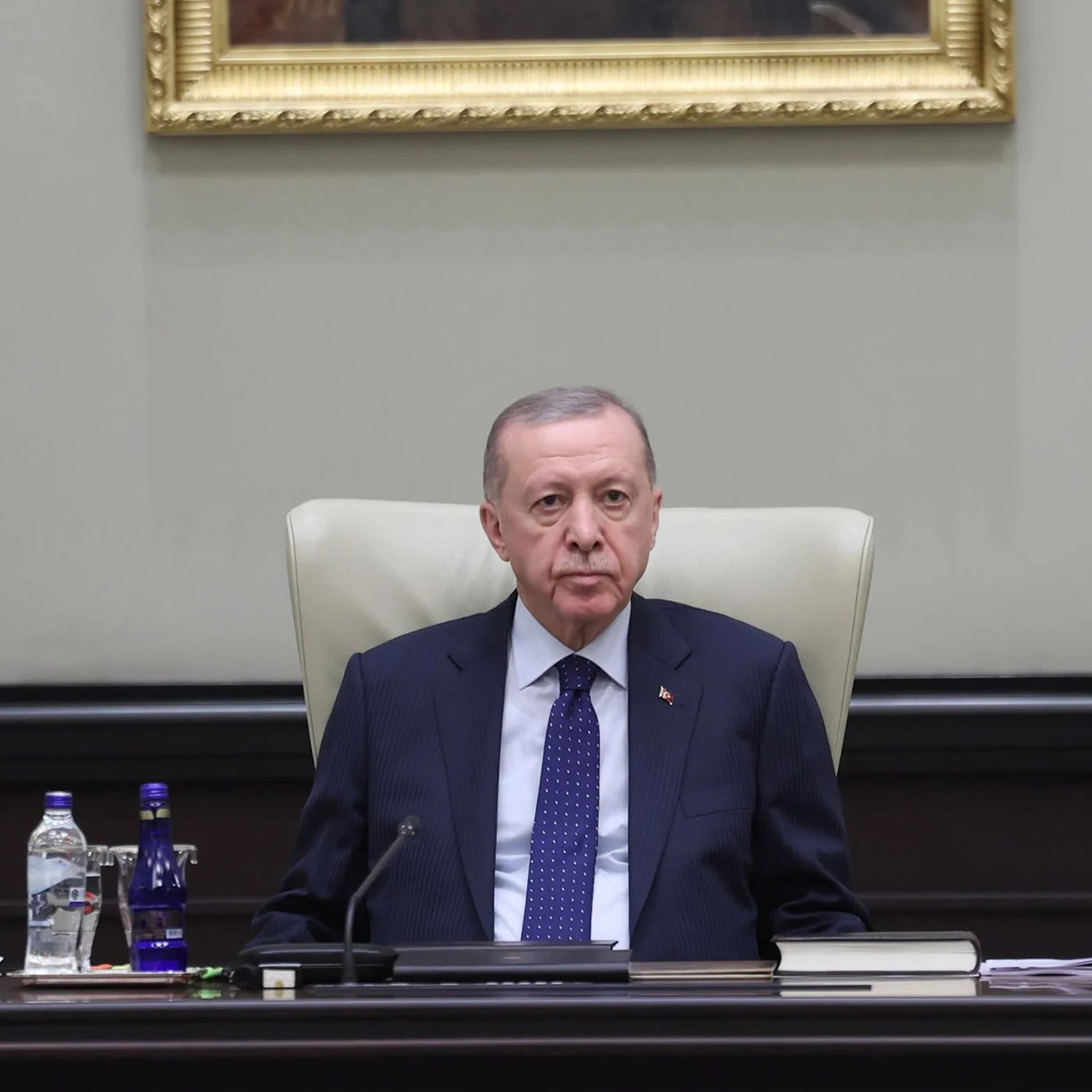 Cumhurbaşkanlığı Kabinesi, yoğun bir dış ve iç siyaset gündemiyle bugün