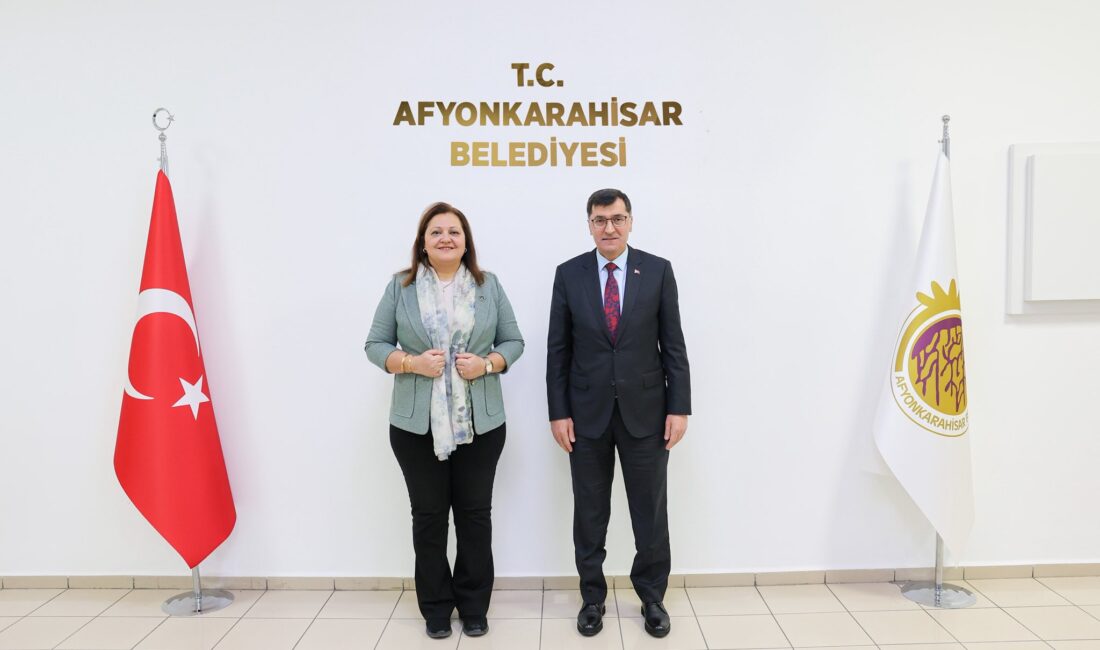 Kütahya Belediye Başkanı Eyüp Kahveci, bölgesel iş birliği kapsamında Afyonkarahisar’a