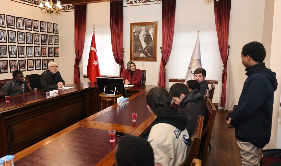 Afyonkarahisar Valisi Doç. Dr. Kübra Güran Yiğitbaşı, İlim Yayma Cemiyeti’nin