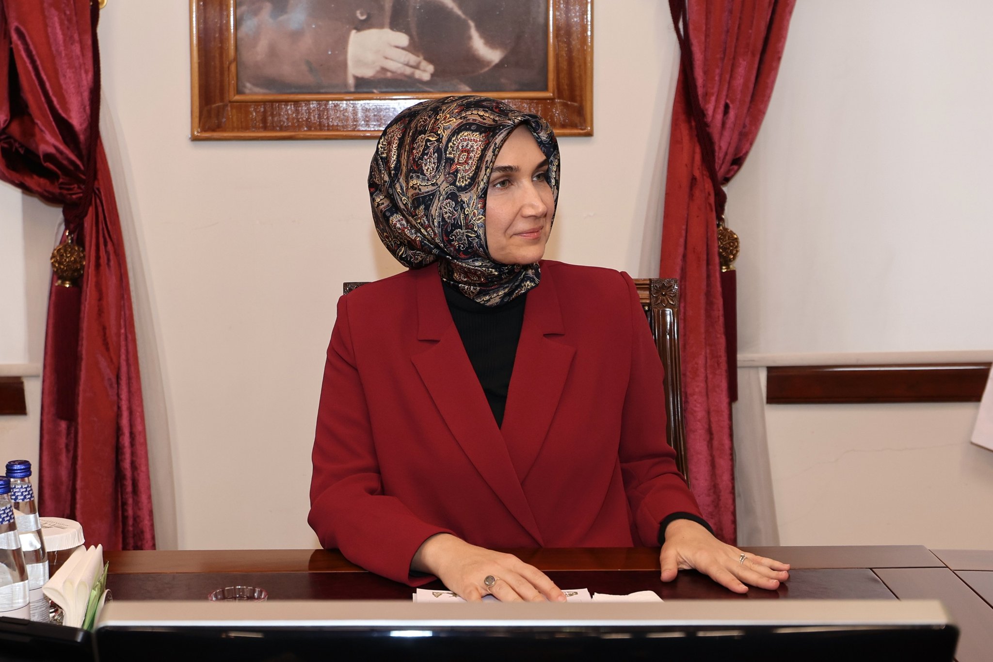 Afyonkarahisar Valisi Doç. Dr. Kübra Güran Yiğitbaşı, İlim Yayma Cemiyeti’nin