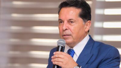 Esenyurt eski Belediye Başkanı Ahmet Özer, “silahlı terör örgütü üyesi