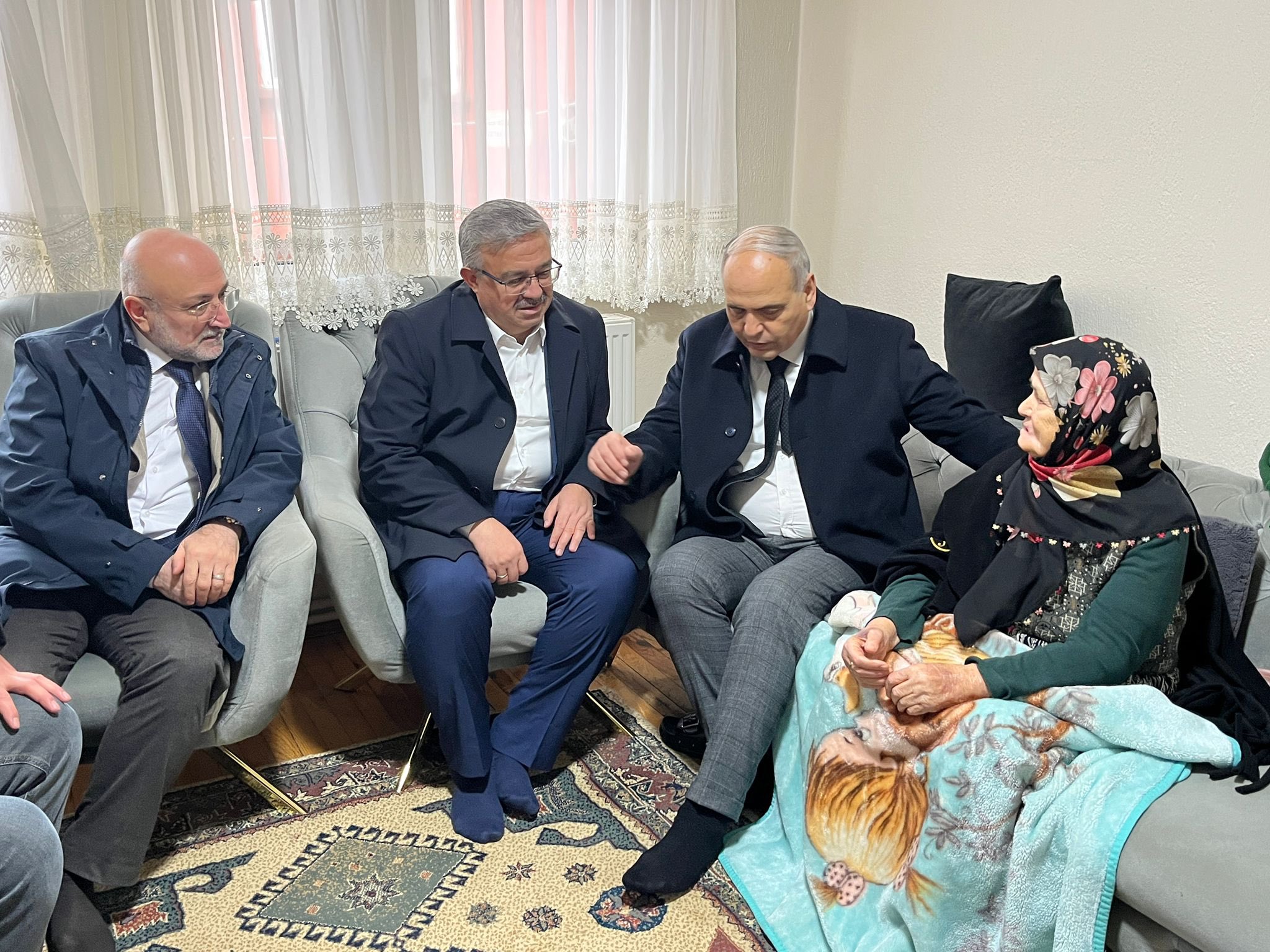 TBMM Başkanlık Divanı Katip Üyesi ve Afyonkarahisar Milletvekili İbrahim Yurdunuseven,