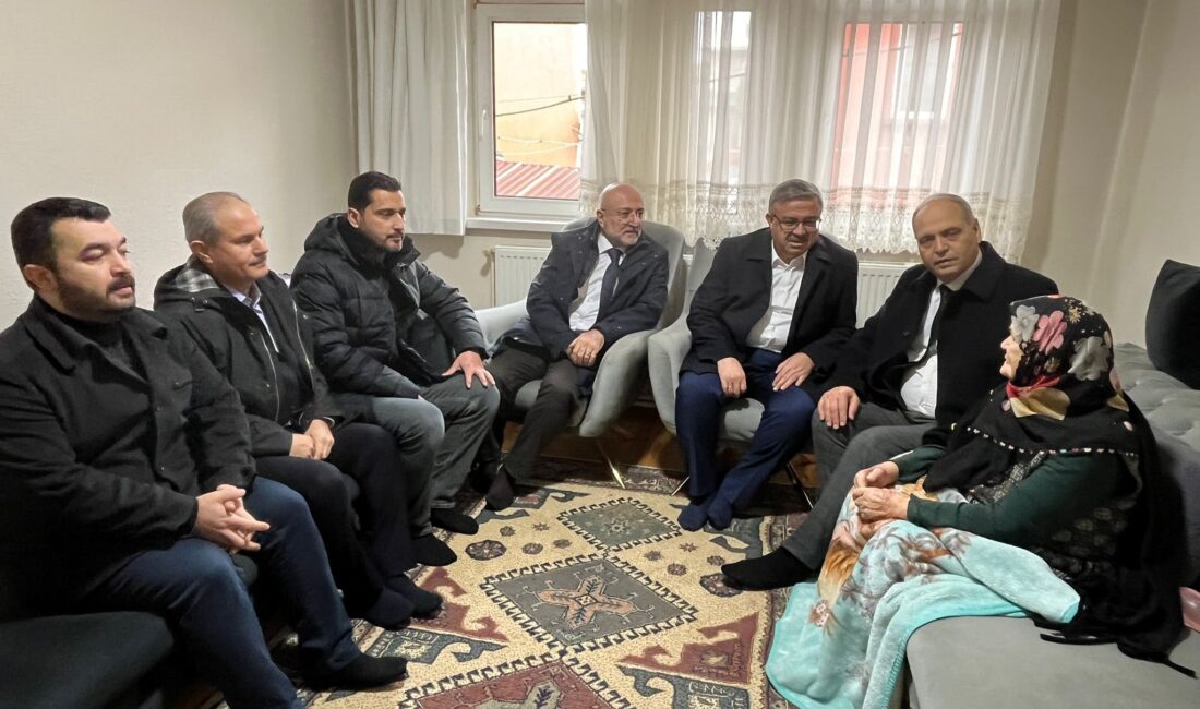 TBMM Başkanlık Divanı Katip Üyesi ve Afyonkarahisar Milletvekili İbrahim Yurdunuseven,