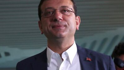 İstanbul Büyükşehir Belediye Başkanı Ekrem İmamoğlu, diploması üzerinden yürütülen tartışmalara