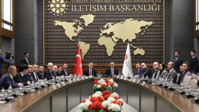 Cumhurbaşkanlığı İletişim Başkanlığı’nda düzenlenen törenle, Basın İlan Kurumu ve Kredi