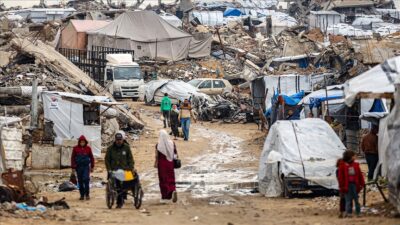 İsrail ordusu, ateşkes anlaşmasına rağmen Gazze Şeridi’nde düzenlediği saldırılarda iki