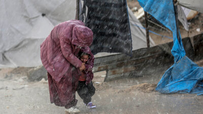 Şiddetli yağmur ve rüzgar, özellikle yerinden edilmiş Filistinlilerin yaşamları için