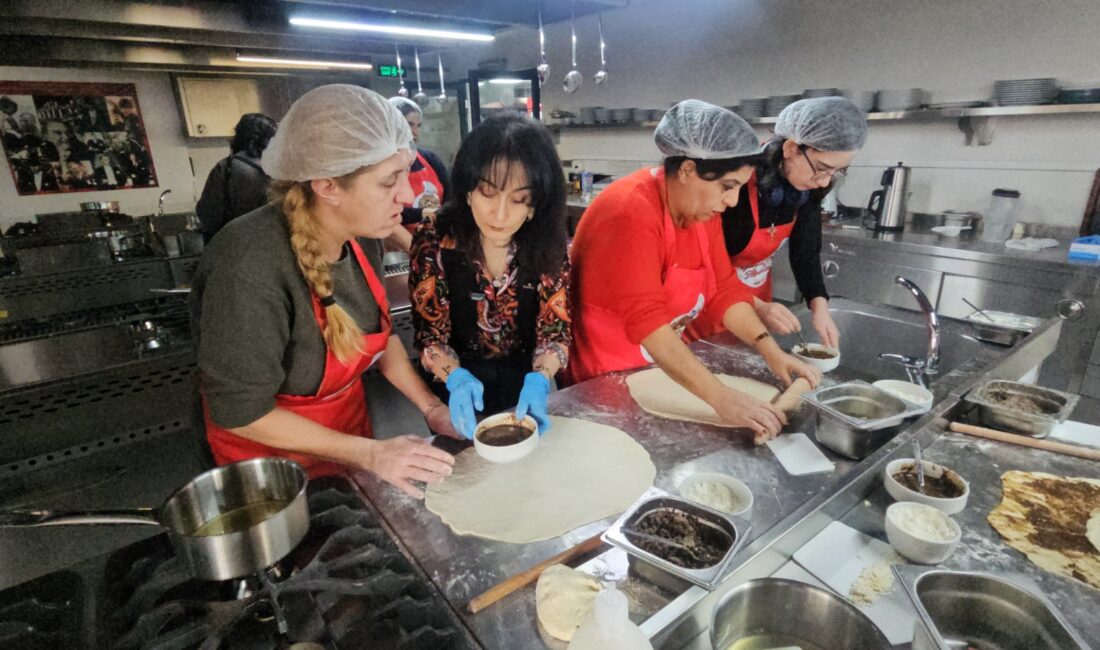 FARKINDALIK ODAKLI SOSYAL PROJE Yaklaşık üç yıldır Sosyal Projeler kapsamında