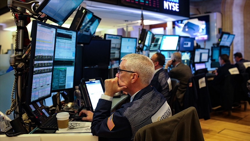 Küresel piyasalarda, Orta Doğu'da jeopolitik risklerin sürmesi, yarı iletken sektöründeki