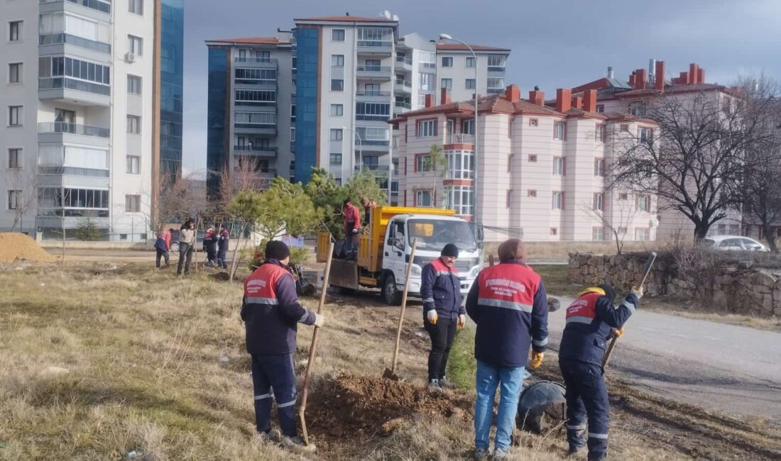Nazmi Saatçi Mahallesi Muhtarı Hasan Sezgin, mahalle sakinlerinin taleplerine her