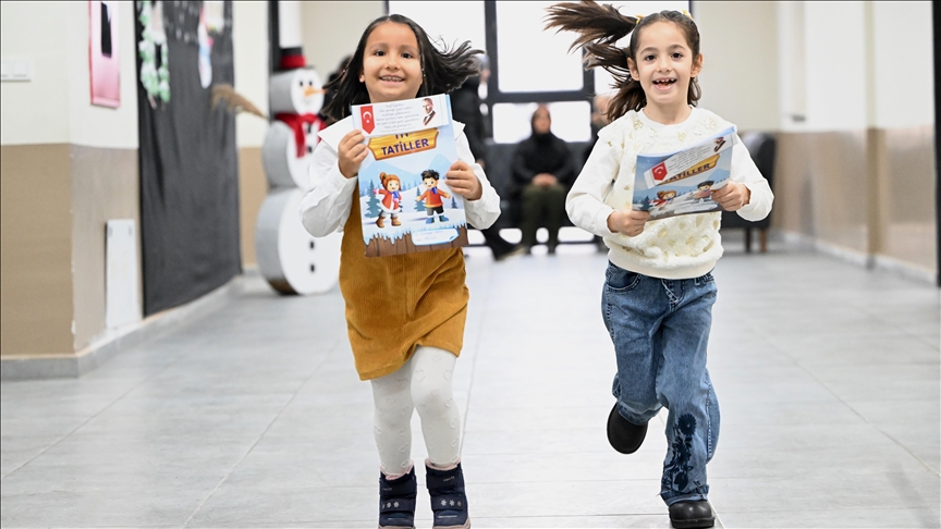 Okul öncesi, ilkokul, ortaokul ve liselerde okuyan yaklaşık 18 milyon