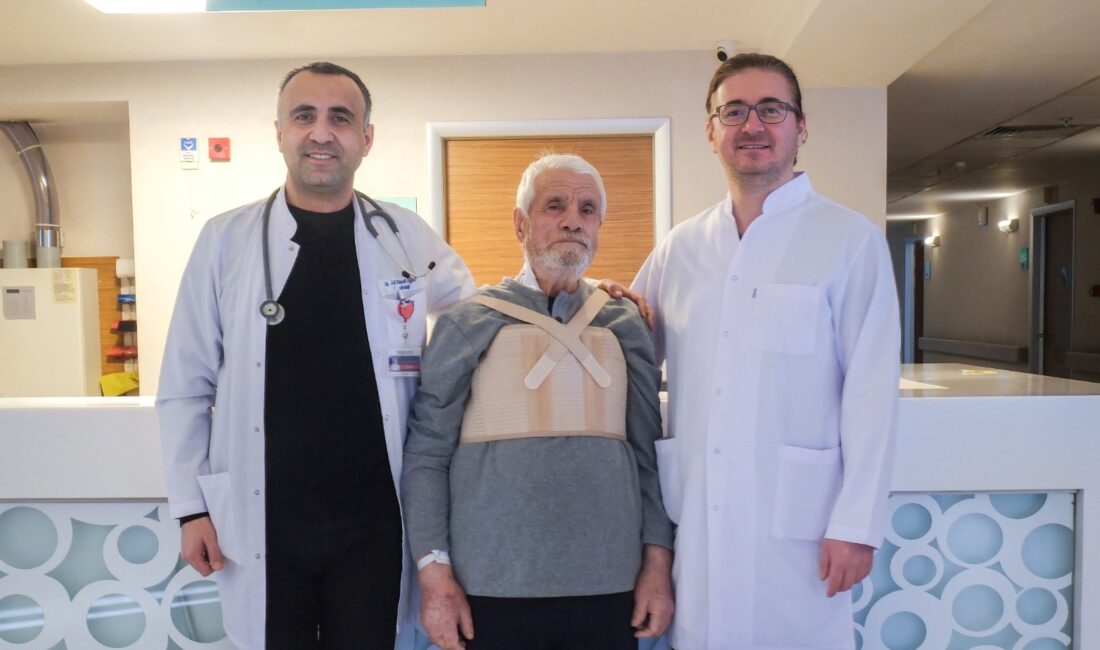 Afyonkarahisar Özel PARKHAYAT Hastanesi, ileri yaşta ve yüksek risk grubunda