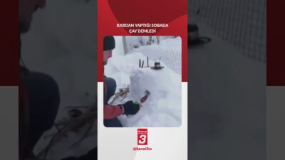 Malatya’da bir vatandaş, kardan yaptığı sobada çay demledi. 📶https://kanal3.com.tr/ Sosyal