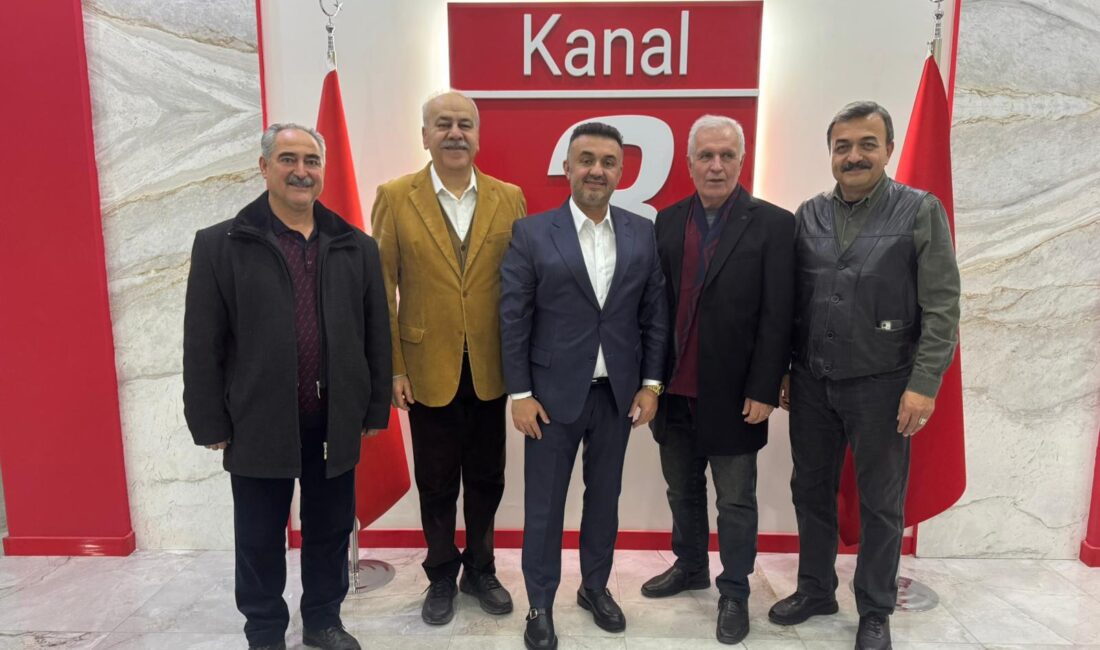 SANVAK Yönetim Kurulu Başkanı Vedat Çavuş, SANVAK Mali Sekreteri Tamer