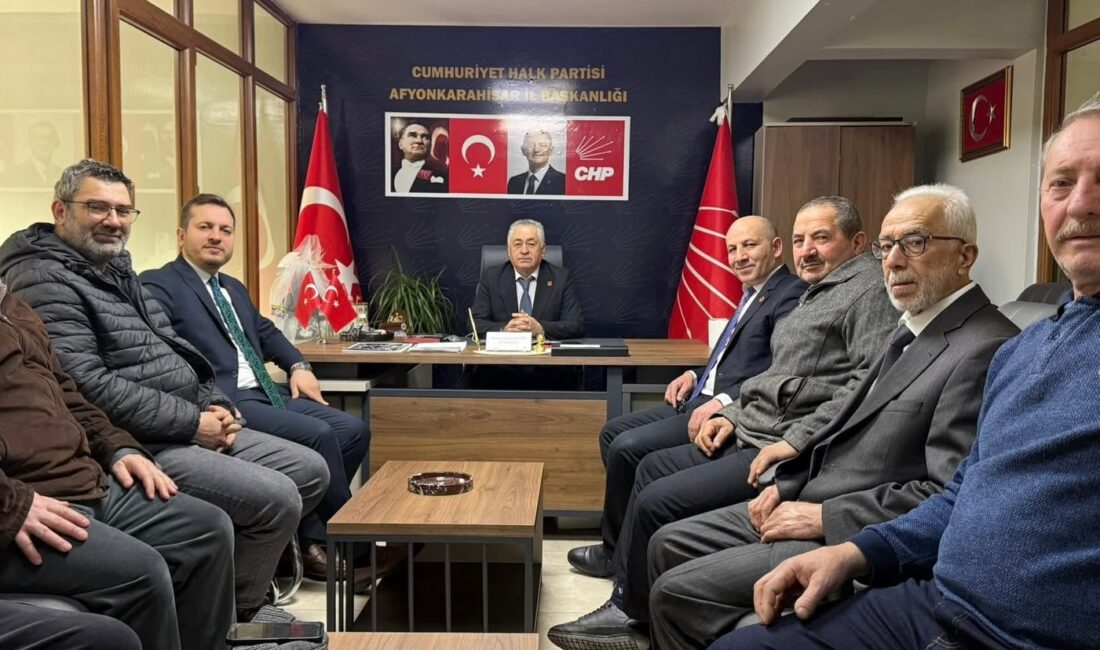 Ziyarette kent gündemine dair değerlendirmeler yapılırken, demokrasi kültürünün güçlendirilmesi ve