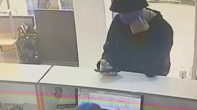 Rize’de yaşayan M.K., internetten 90 bin liraya satışa çıkardığı cep