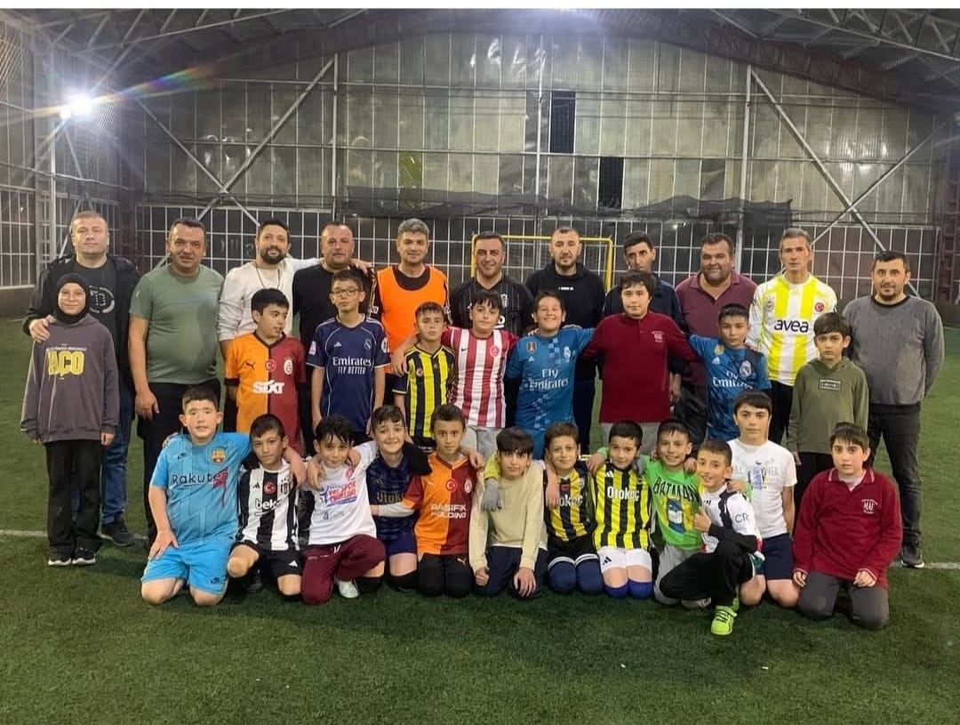 Sandıklı Kaymakamlığı himayesinde yürütülen “Sandıklı’nın Ruhu Ailede Saklı: Paylaş, Sev,