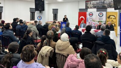 Programa Eğitim Bir-Sen Şube Başkanı Mustafa Arslan ve yönetim kurulu