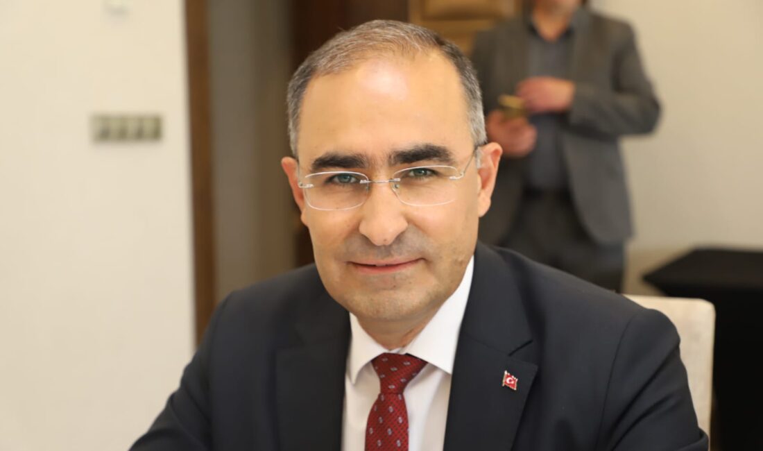 Türkiye’nin milli çıkarlarını korumanın iktidarıyla muhalefetiyle ortak bir sorumluluk olduğunu