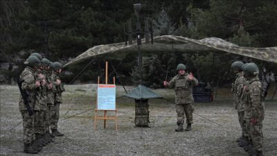 Uzman erbaşlar, Türk Silahlı Kuvvetlerinin (TSK) devamlılık gerektiren teknik ve