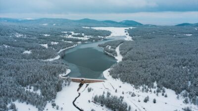 Meteoroloji verilerine göre, 2 Ocak Cuma günü Şuhut’ta hava sıcaklığı