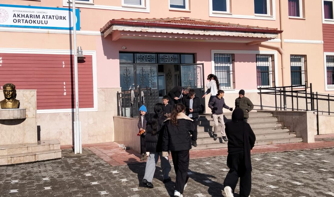 Proje kapsamında okulda oluşturulan Maarif Makamı – Öğrenci Temsilcisi Ofisi,