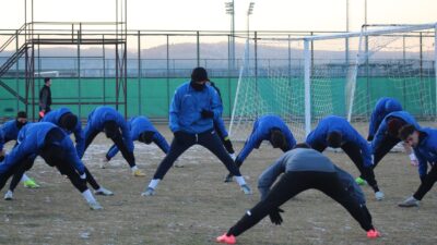 Kırmızı-beyazlı ekip, pazar günü saat 13.00’te sahasında şampiyonluğun en büyük
