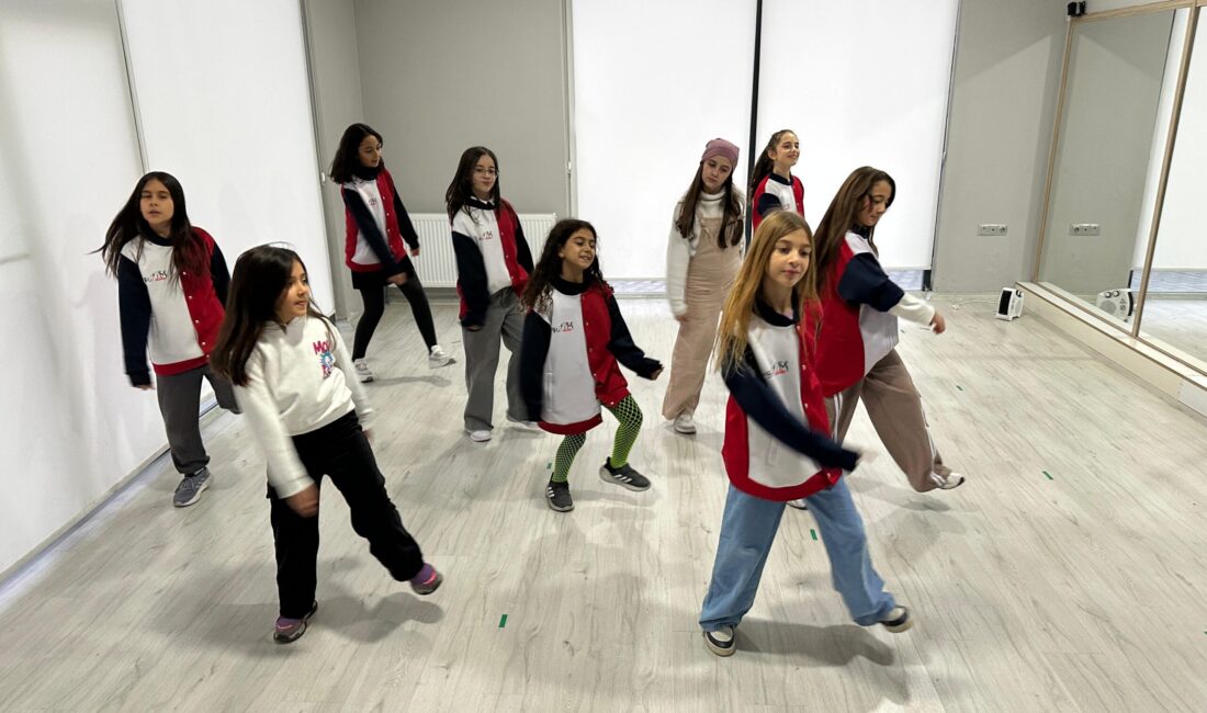 Yarışmada Bahadır Okyar, Adult-2 Solo Male ve Adult-2 Duo kategorilerinde